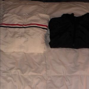 Bundle of 2 windbreakers
